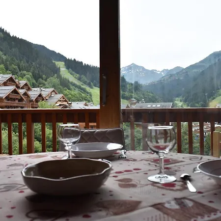 Mezzanine 5 Pers Avec Balcon Sud, Coeur Meribel, Proche Pistes Et Commerces - Fr-1-180-304 * Meribel